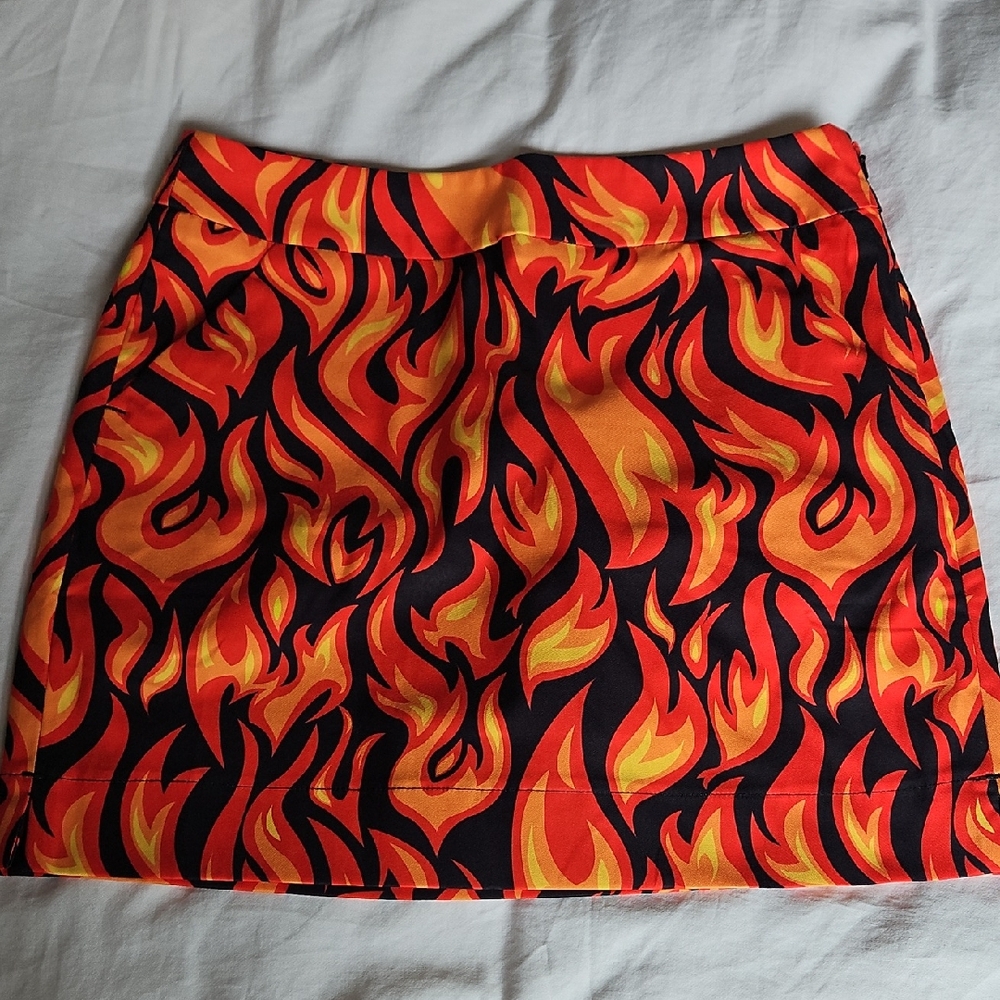 Loudmouth Flame Print Skort.  Is Size 4